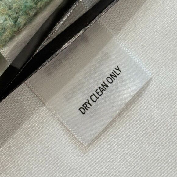 Pacas Scarf 80% Baby Alpaca Wool 20% Silk Green Made in Peru - Soft, Comfy, Lux - Picture 7 of 7